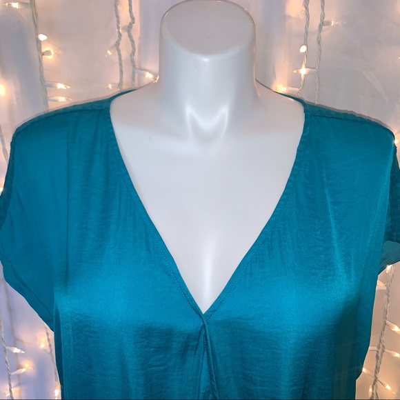 🆕 TORRID ⭐️ Teal Georgette Surplice Dolman Top - Picture 5 of 13